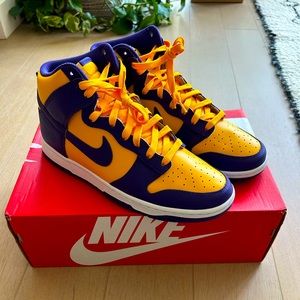 Nike Dunk High Lakers size 10